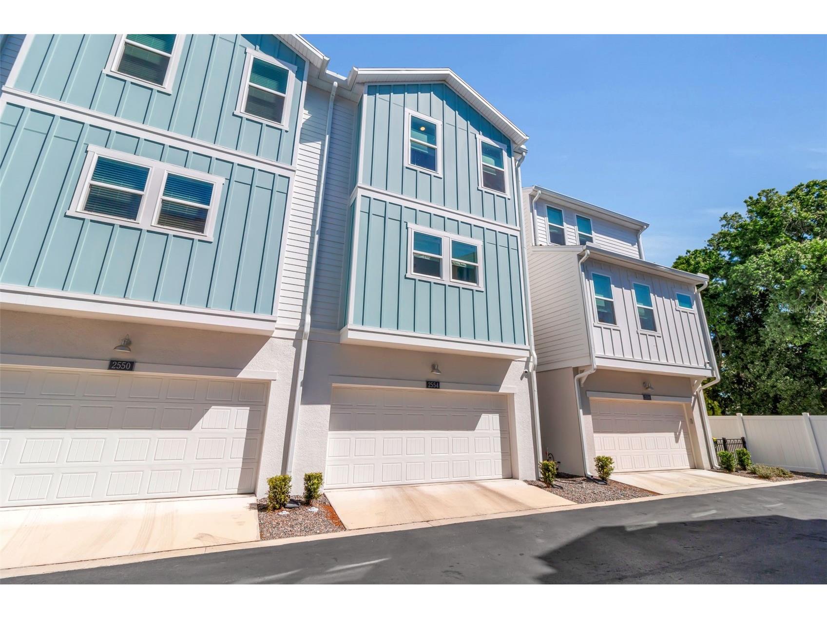 2554 Ruffing Court Sarasota FL 34237 A4686547 image1