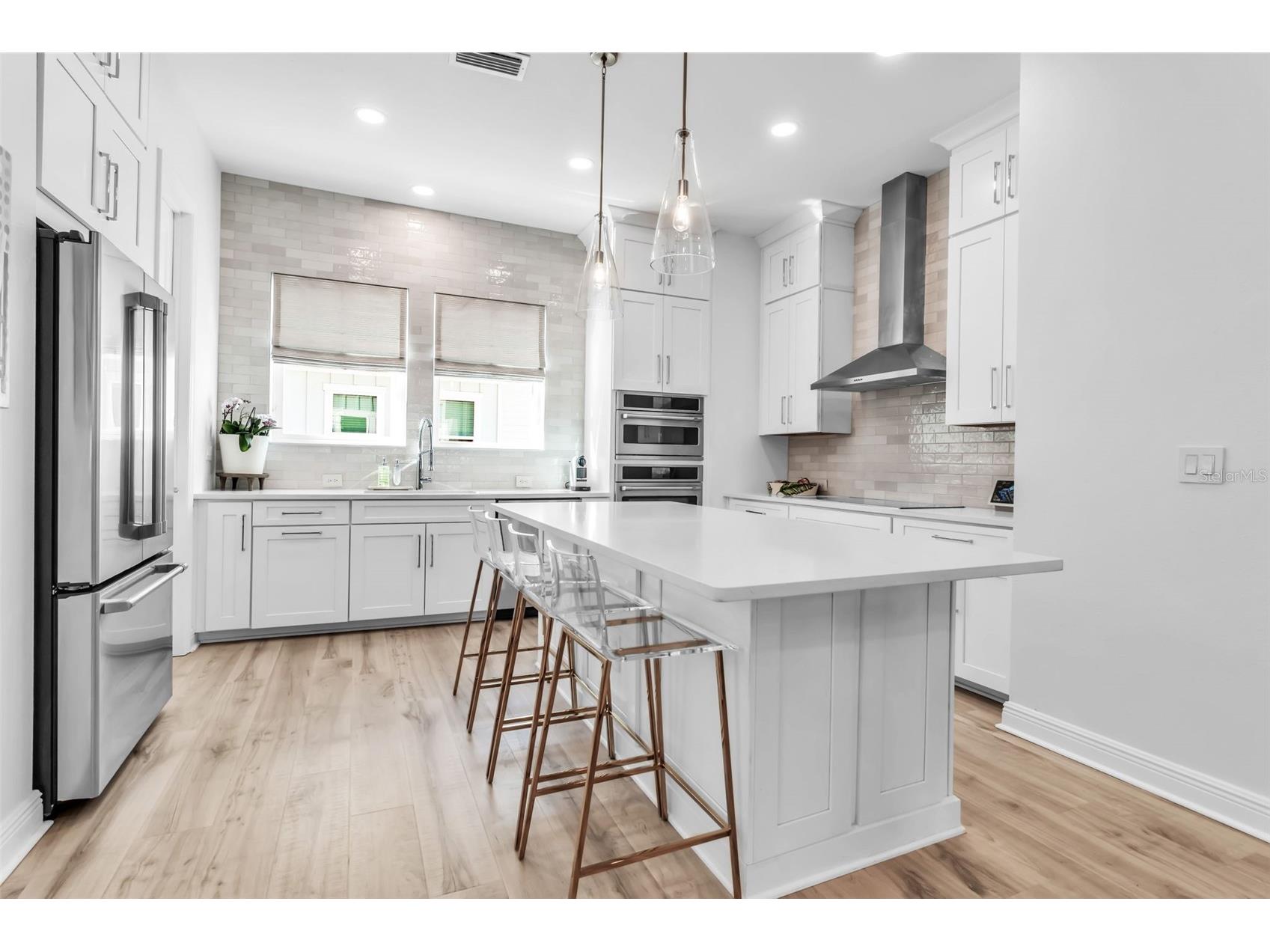 2554 Ruffing Court Sarasota FL 34237 A4686547 image11