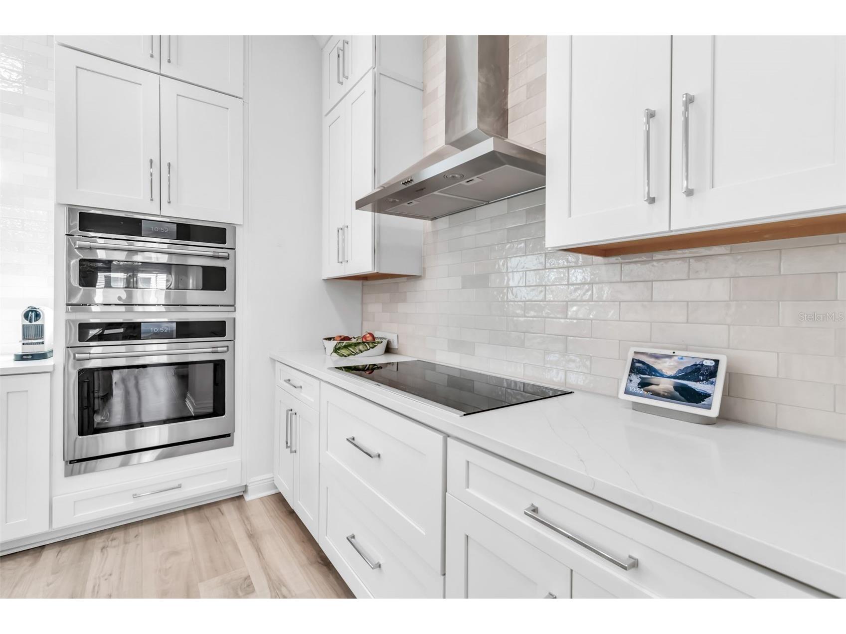 2554 Ruffing Court Sarasota FL 34237 A4686547 image13