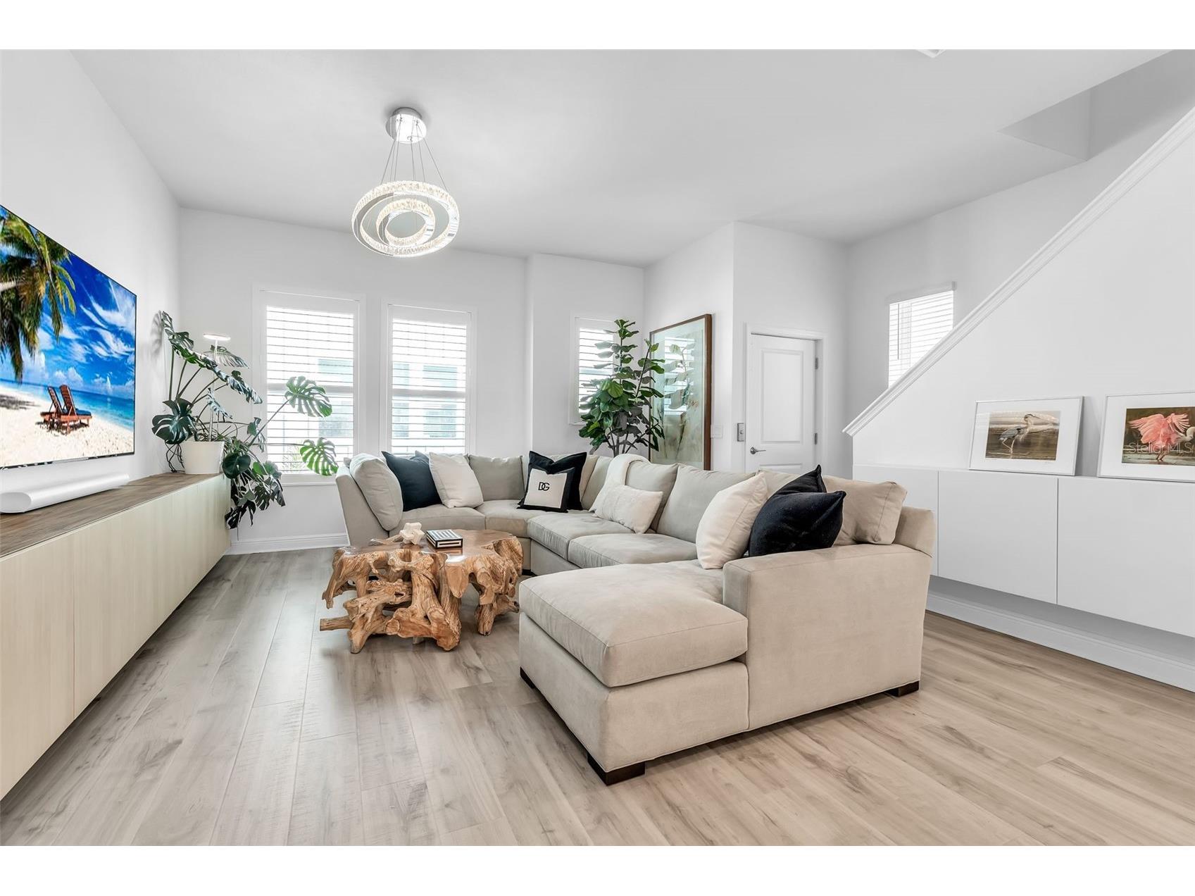 2554 Ruffing Court Sarasota FL 34237 A4686547 image16