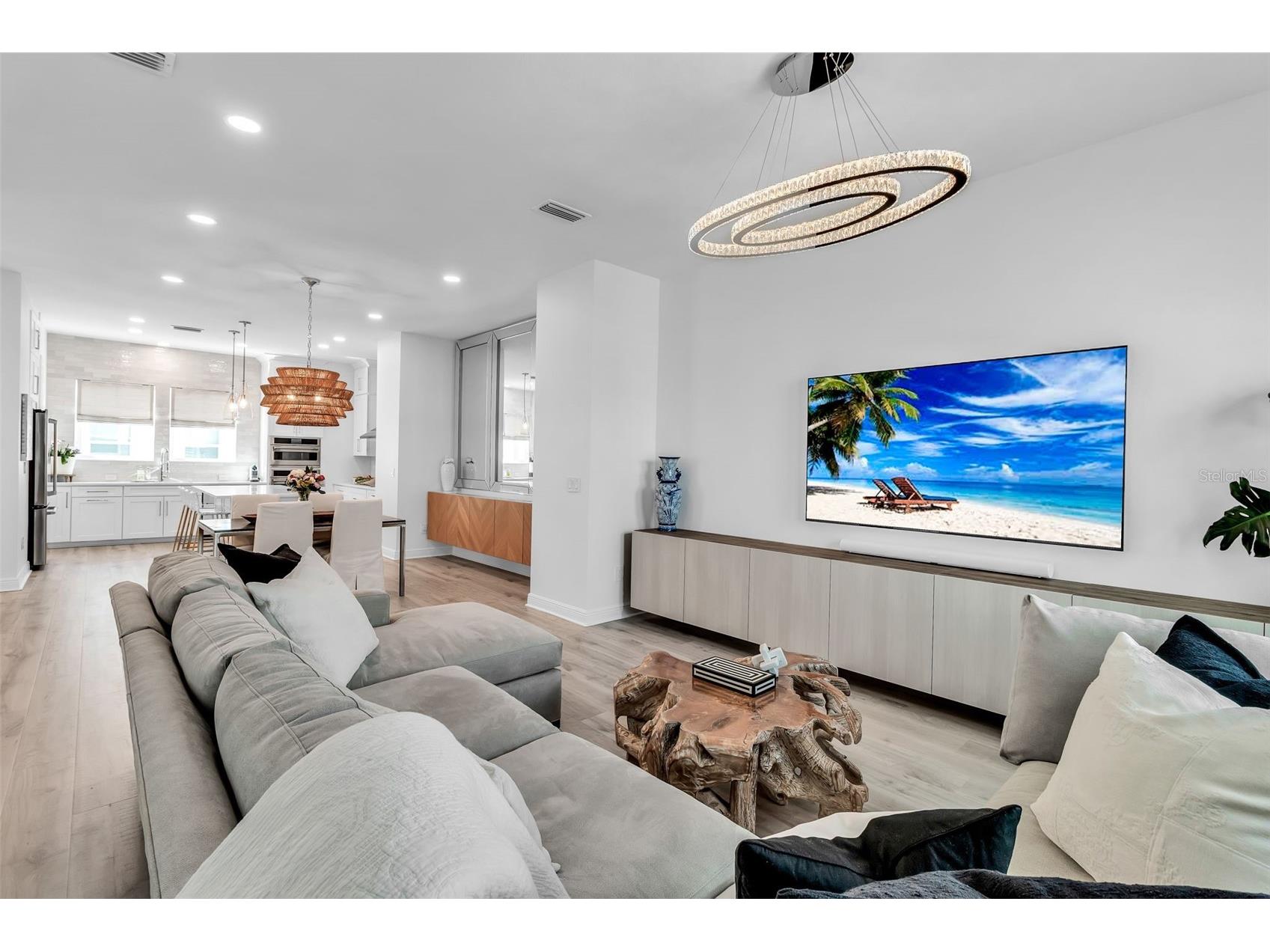 2554 Ruffing Court Sarasota FL 34237 A4686547 image18