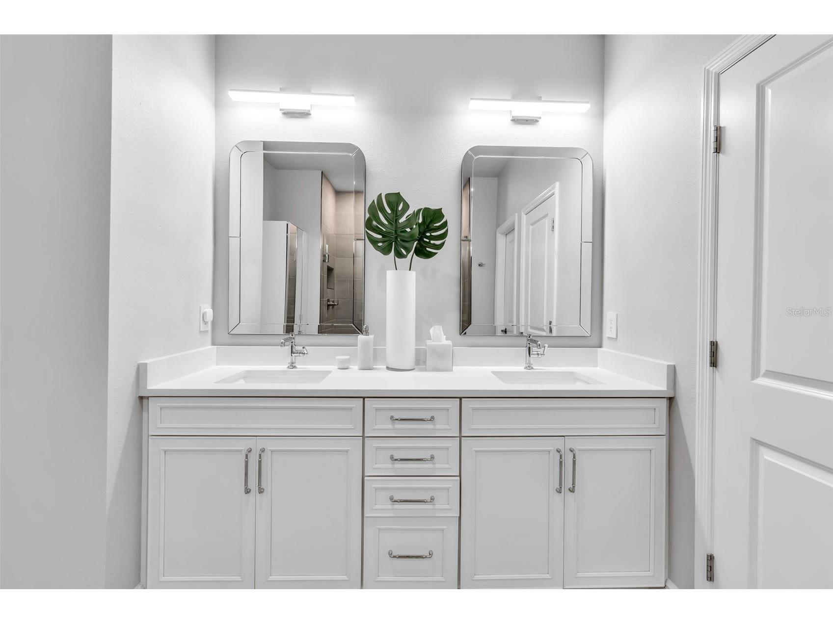 2554 Ruffing Court Sarasota FL 34237 A4686547 image23