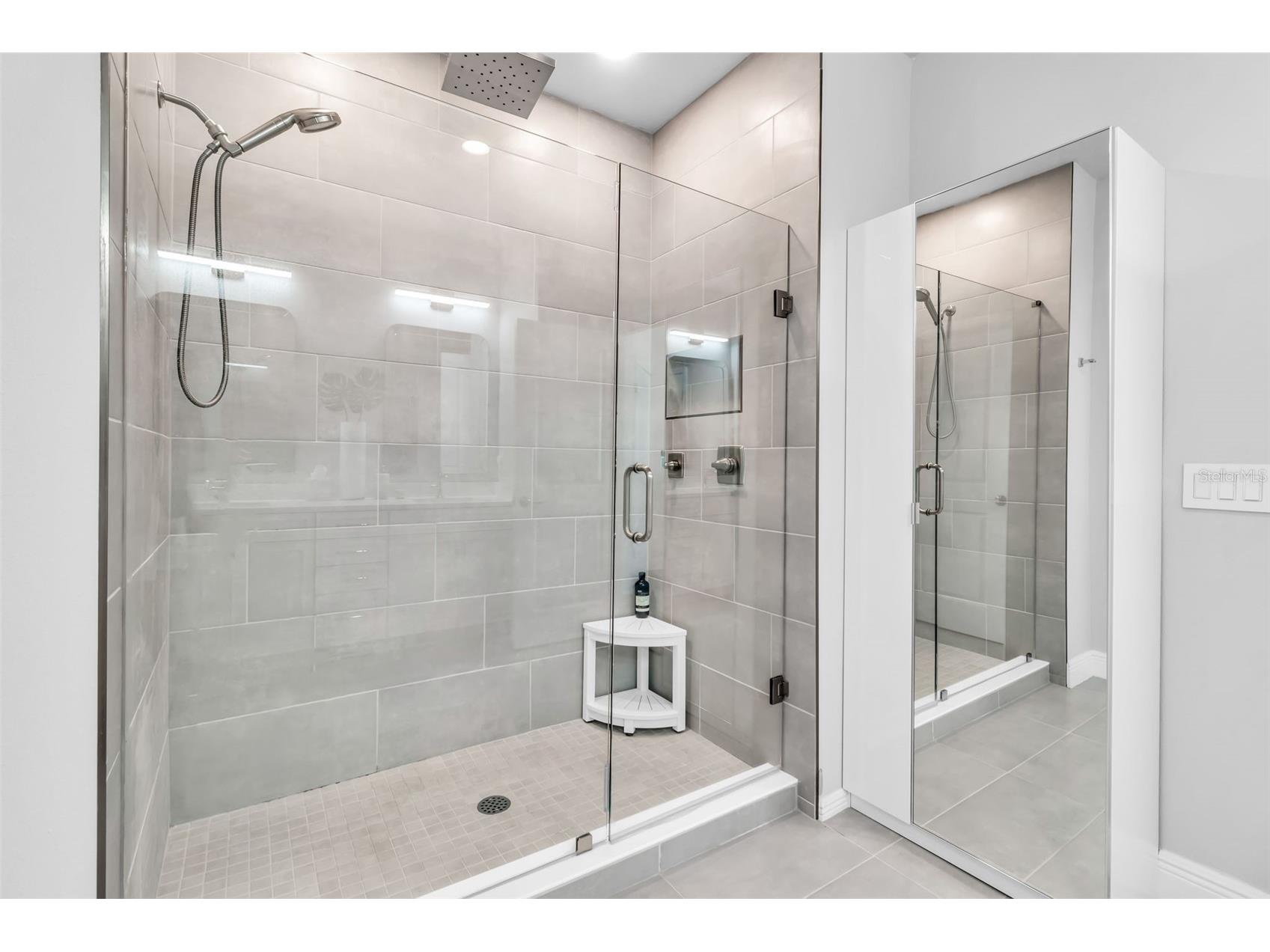 2554 Ruffing Court Sarasota FL 34237 A4686547 image24