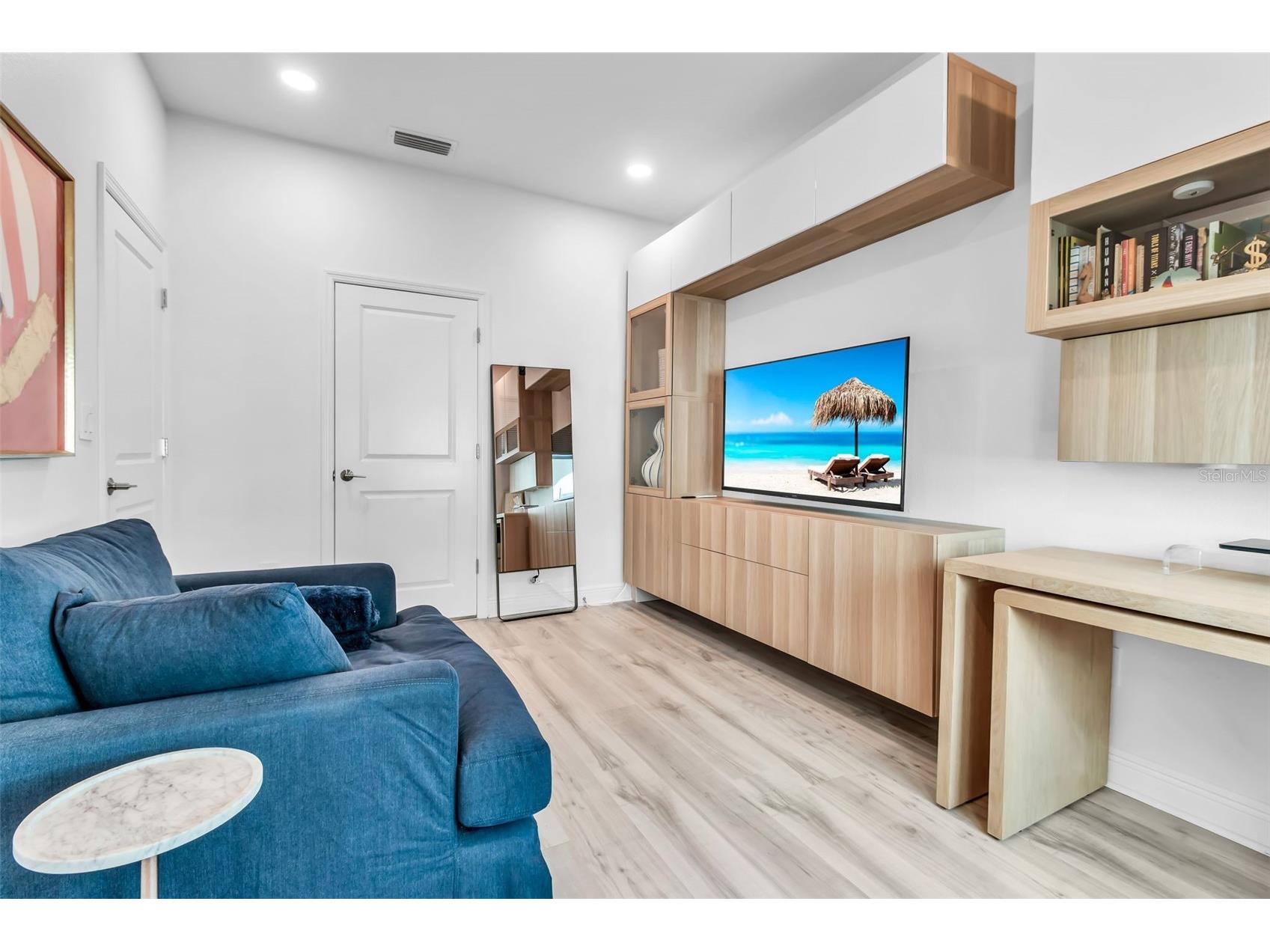 2554 Ruffing Court Sarasota FL 34237 A4686547 image5