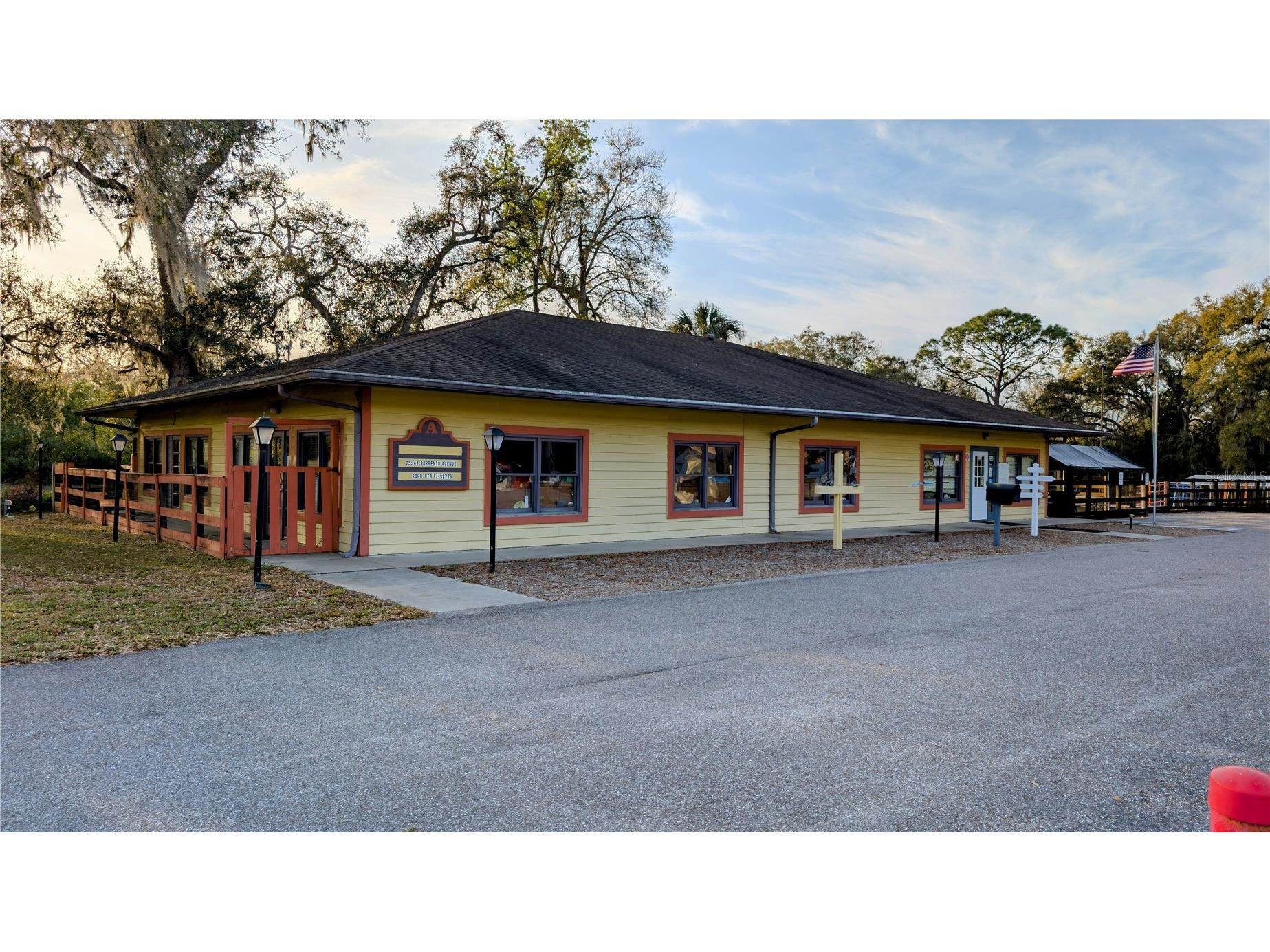 25541 Sorrento Avenue Sorrento FL 32776 O6397175 image2