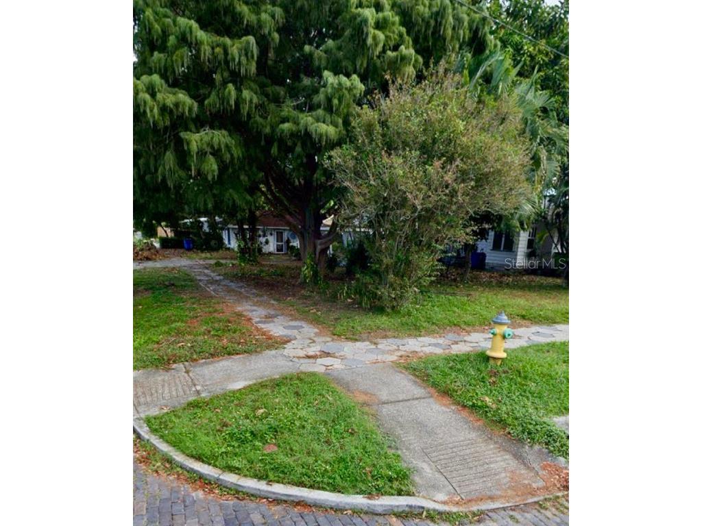 2555 Burlington Avenue N Saint Petersburg FL 33713 J992346 image1