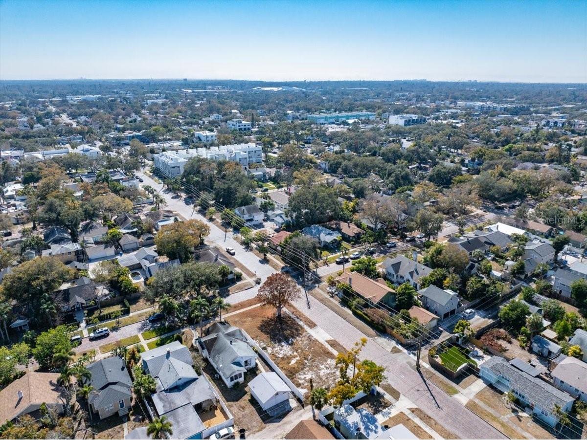 2555 Burlington Avenue N Saint Petersburg FL 33713 TB8476535 image10