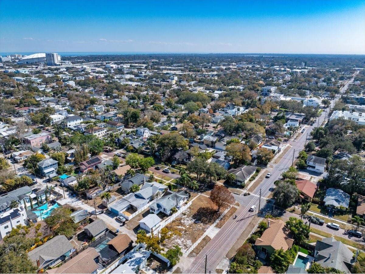 2555 Burlington Avenue N Saint Petersburg FL 33713 TB8476535 image15