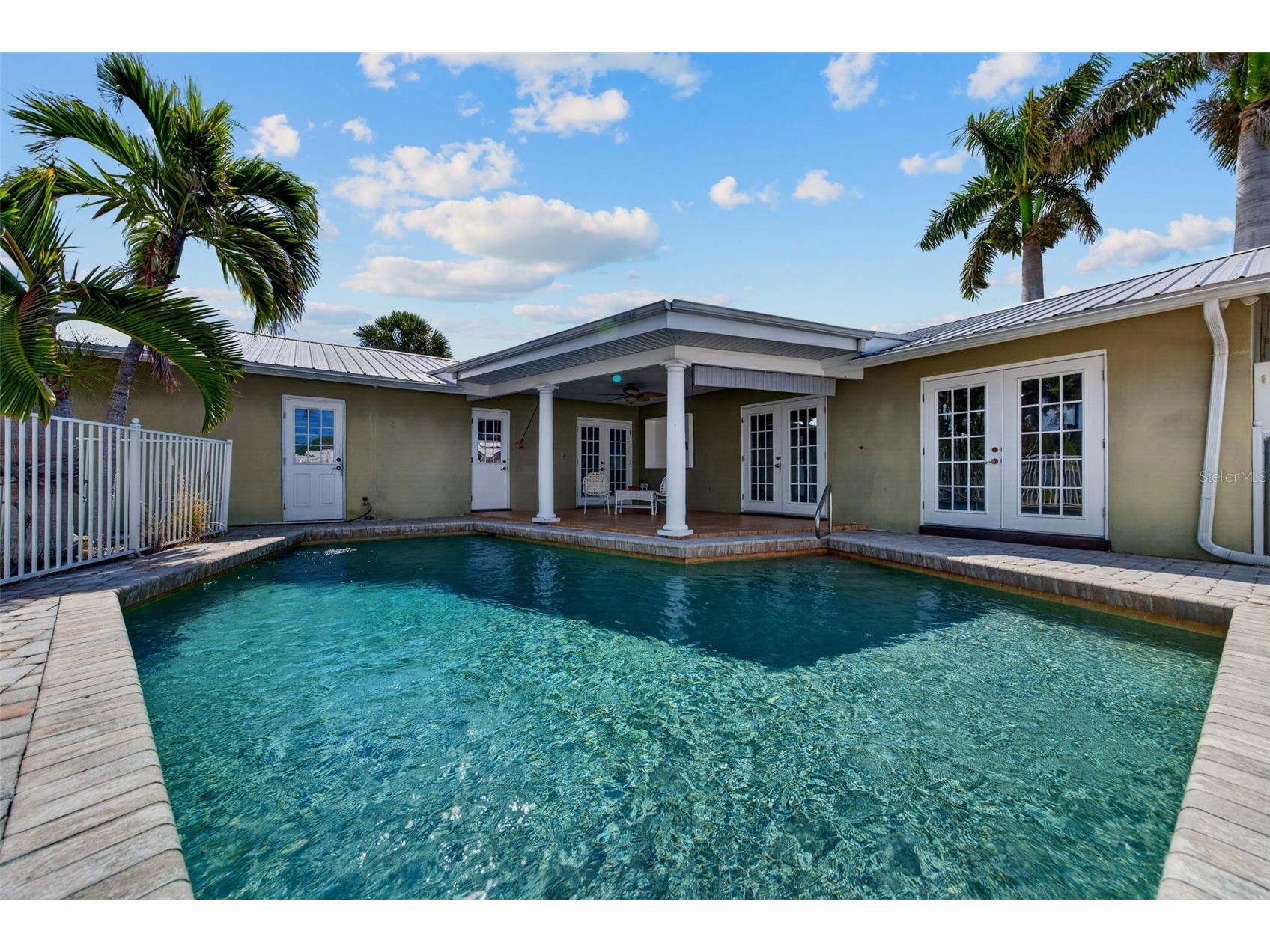 2555 Constitution Boulevard Sarasota FL 34231 - PHILIPPI CREEK A4692843 image34