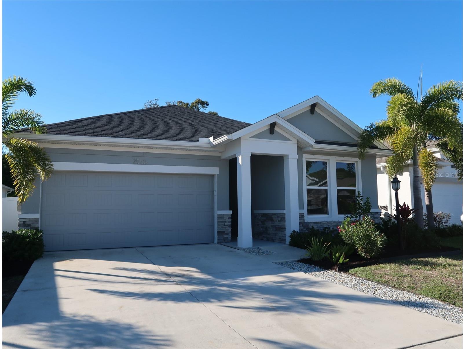 2555 Fireflag Lane Sarasota FL 34232 A4678489 image1