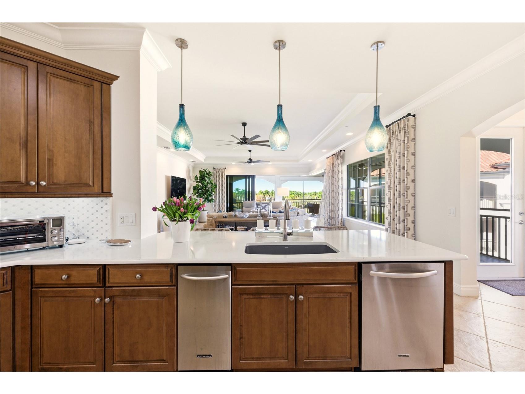 2555 Marquesa Royale Lane #PH 302 Naples FL 34109 A4691619 image23