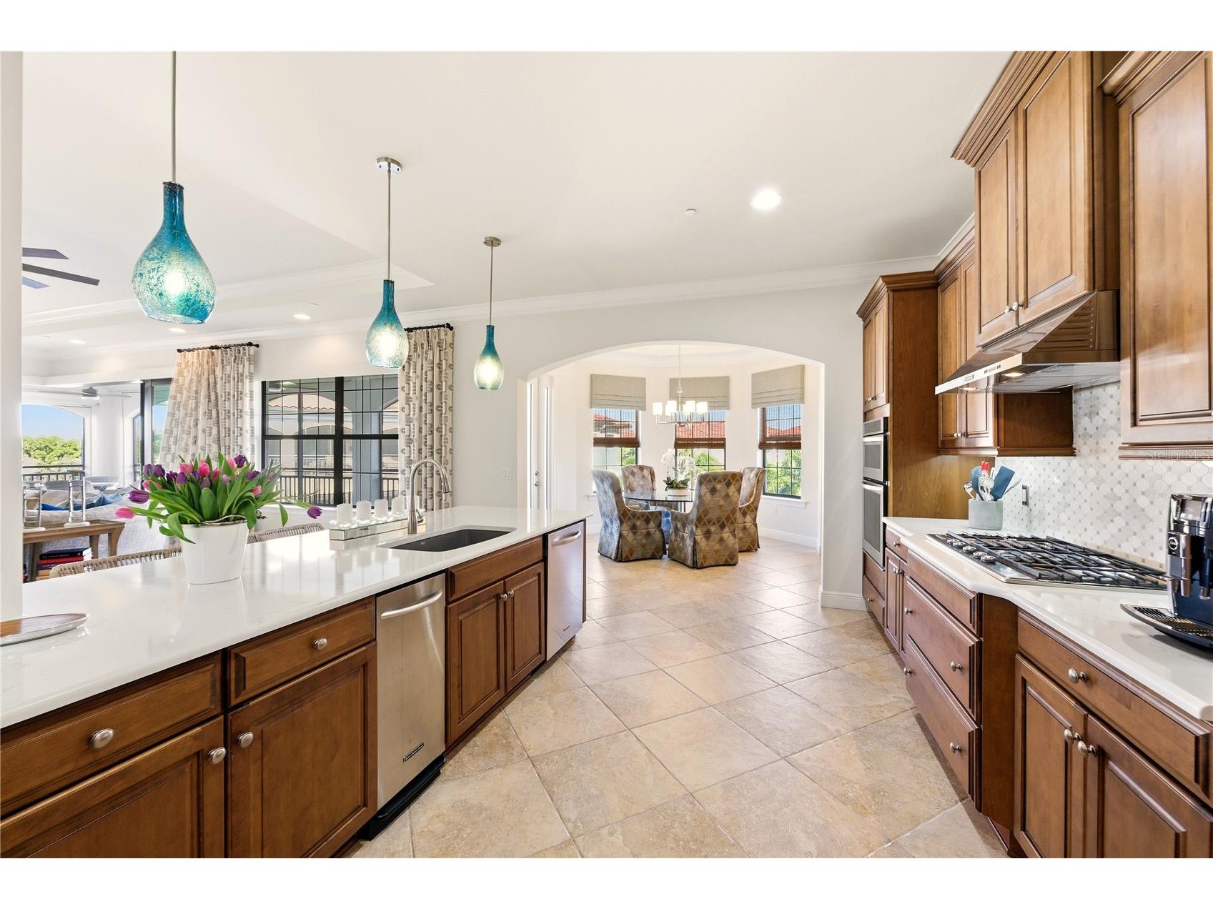 2555 Marquesa Royale Lane #PH 302 Naples FL 34109 A4691619 image24