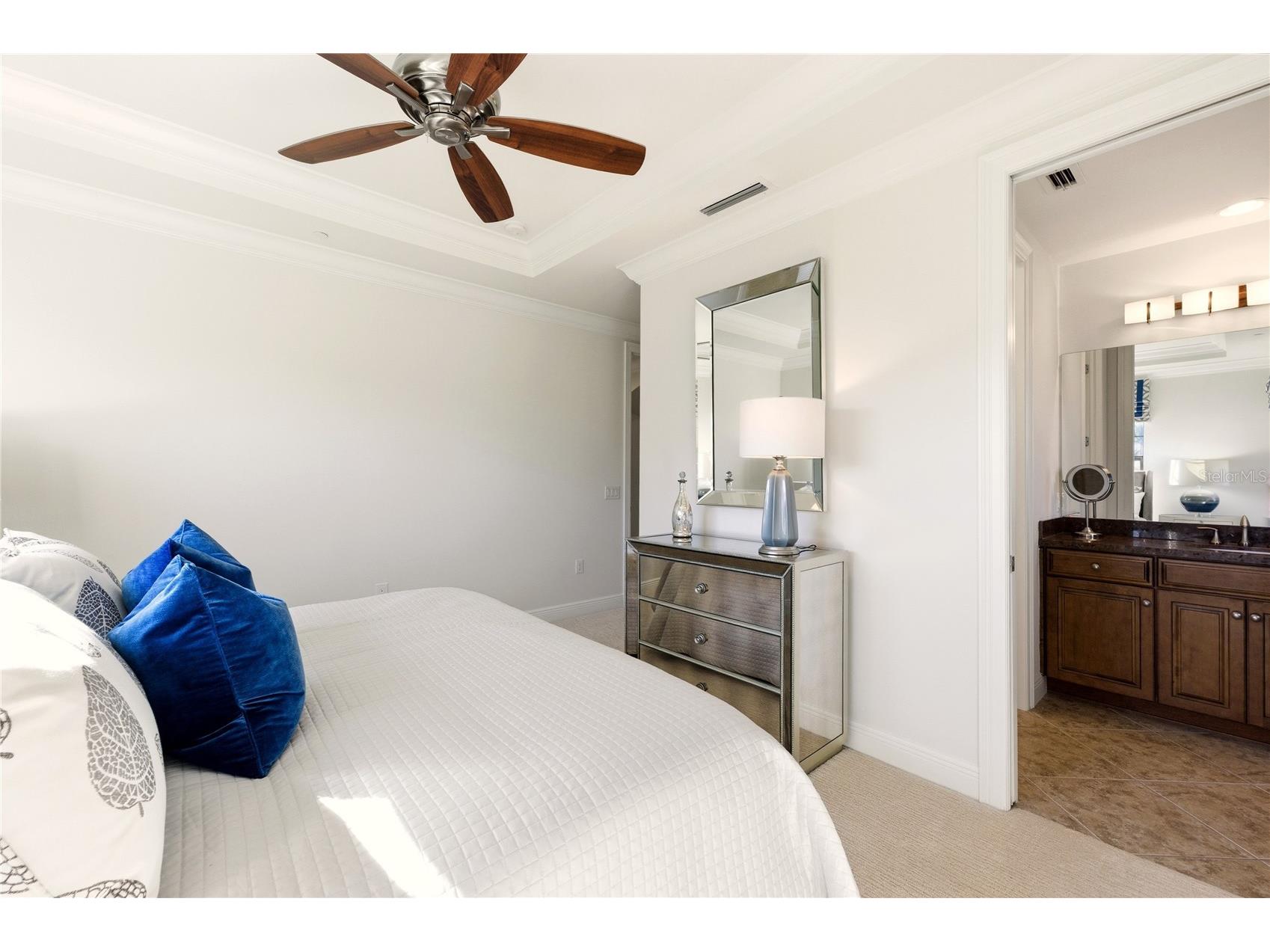 2555 Marquesa Royale Lane #PH 302 Naples FL 34109 A4691619 image34