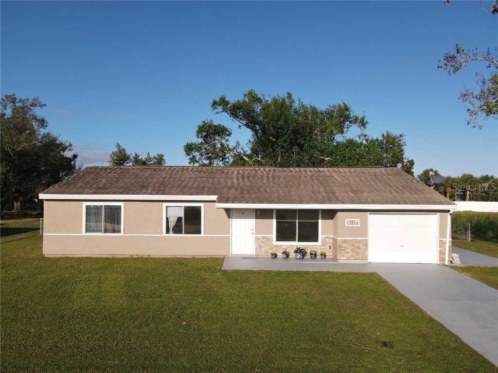 2555 Pan American Boulevard North Port FL 34287 C7500917 image1