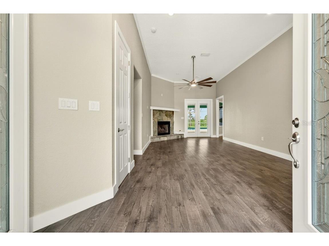 2555 Pear Street Port Charlotte FL 33948 - FLAMINGO WATERWAY A4657988 image12