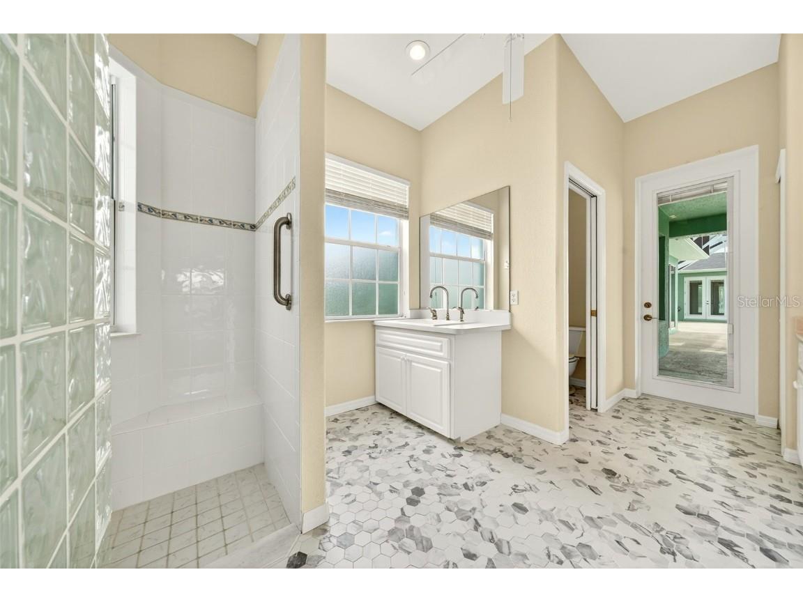 2555 Pear Street Port Charlotte FL 33948 - FLAMINGO WATERWAY A4657988 image84