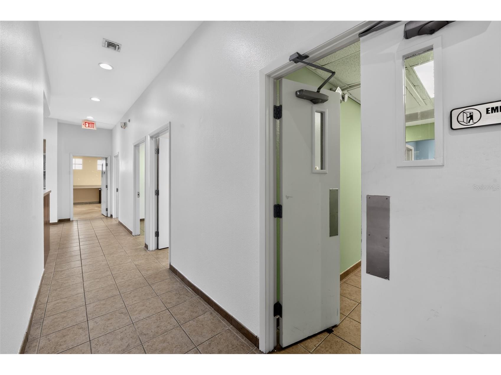 2555 Pinellas Point Drive S Saint Petersburg FL 33706 TB8524980 image30