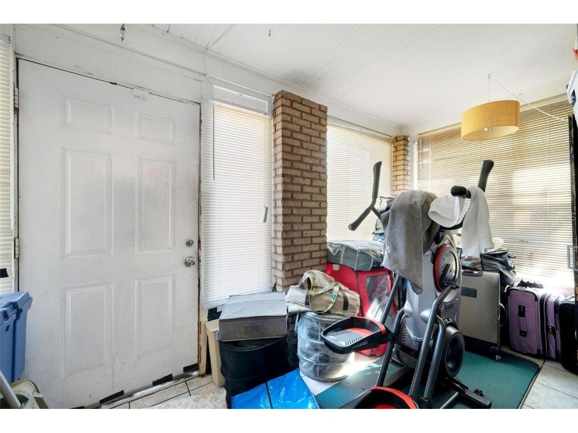 2555 Queen St S Saint Petersburg FL 33712 TB8450409 image20