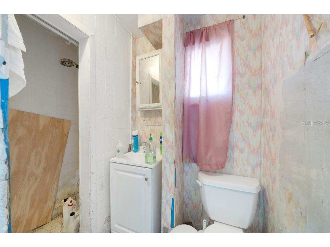 2555 Queen St S Saint Petersburg FL 33712 TB8450409 image9