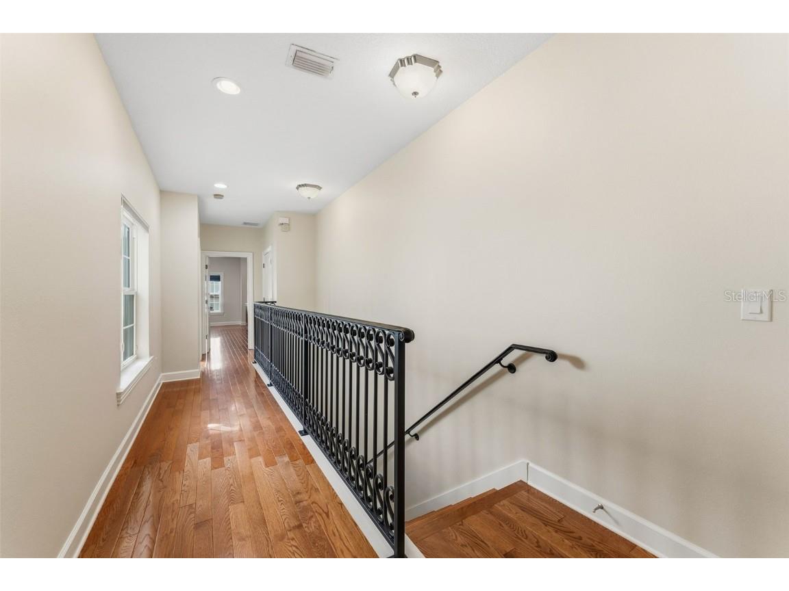 2555 W Platt Street Tampa FL 33609 TB8444819 image18