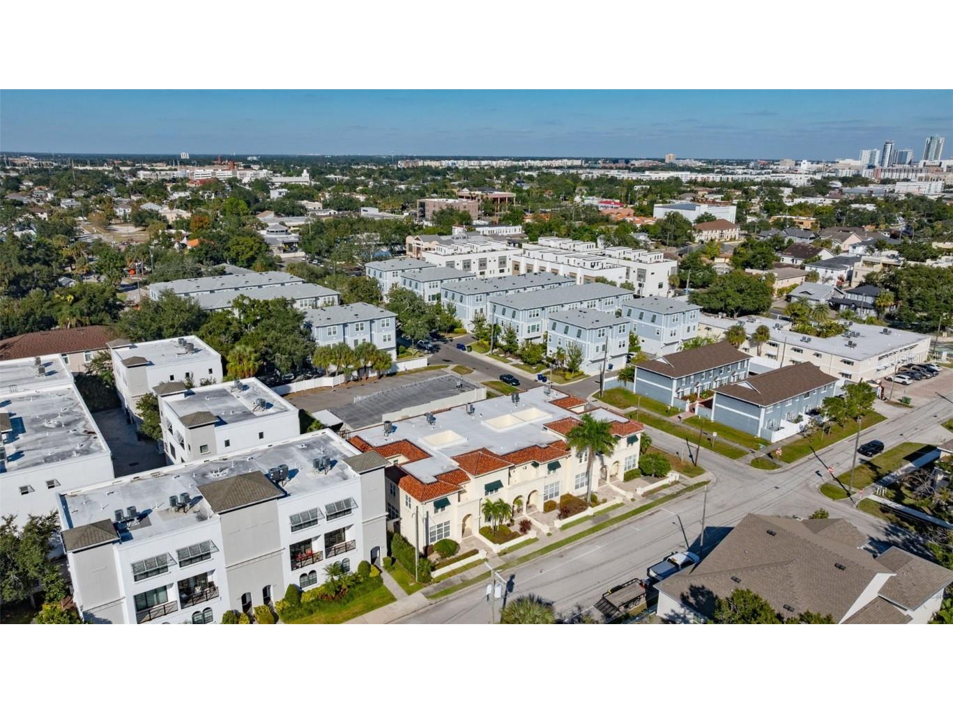 2555 W Platt Street Tampa FL 33609 TB8444819 image38