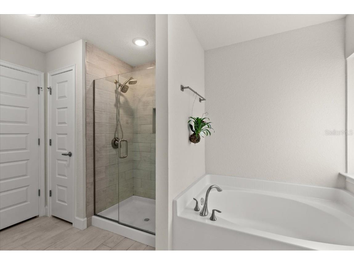 2556 Averland Loop North Port FL 34287 A4639429 image24