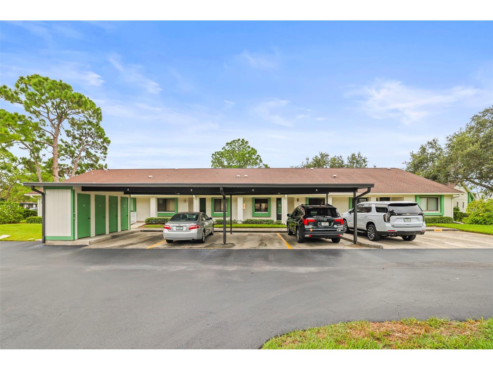 2556 Royal Pines Circle #13-C Clearwater FL 33763 TB8529554 image2
