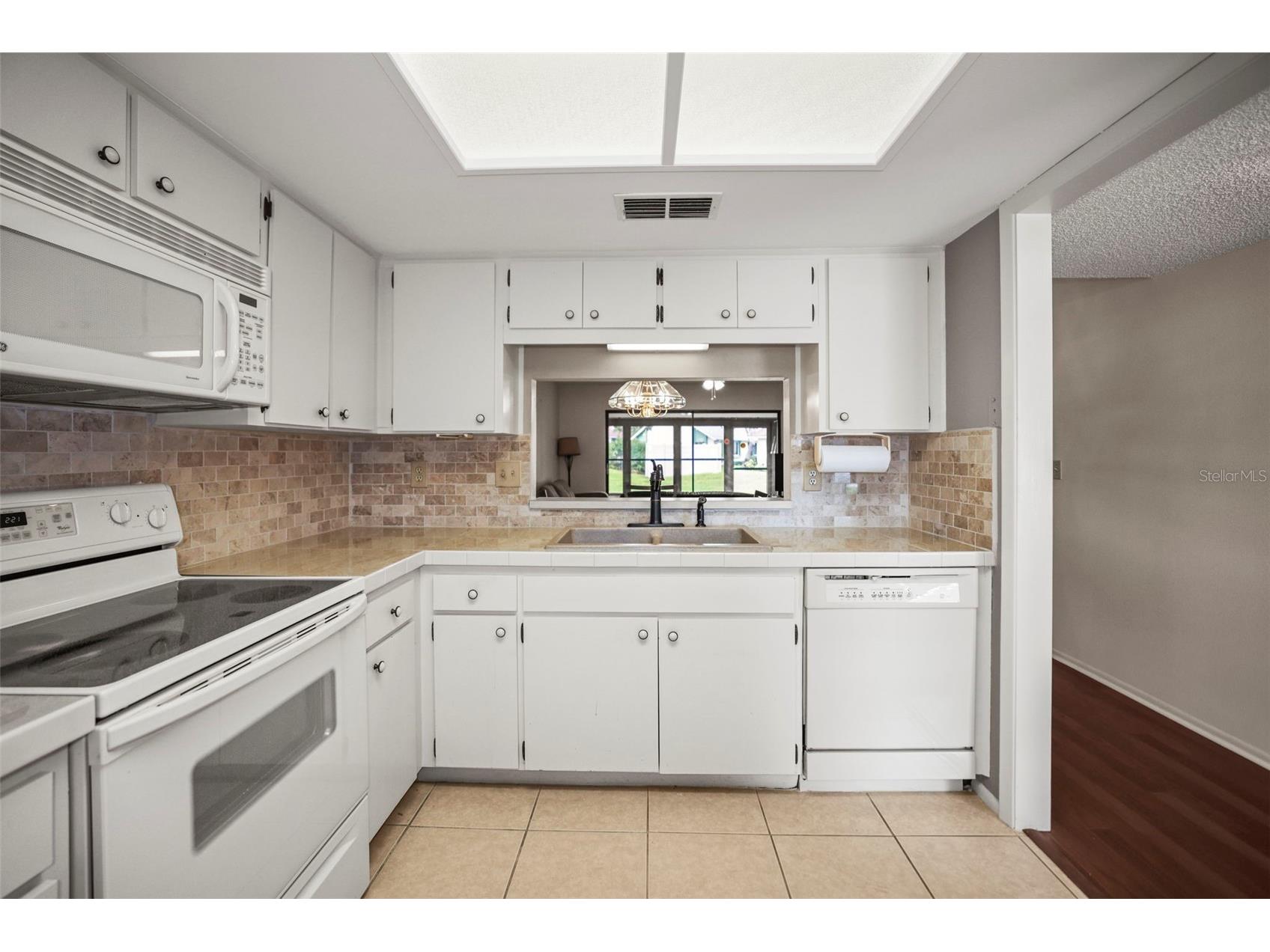 2556 Royal Pines Circle #13-C Clearwater FL 33763 TB8529554 image7