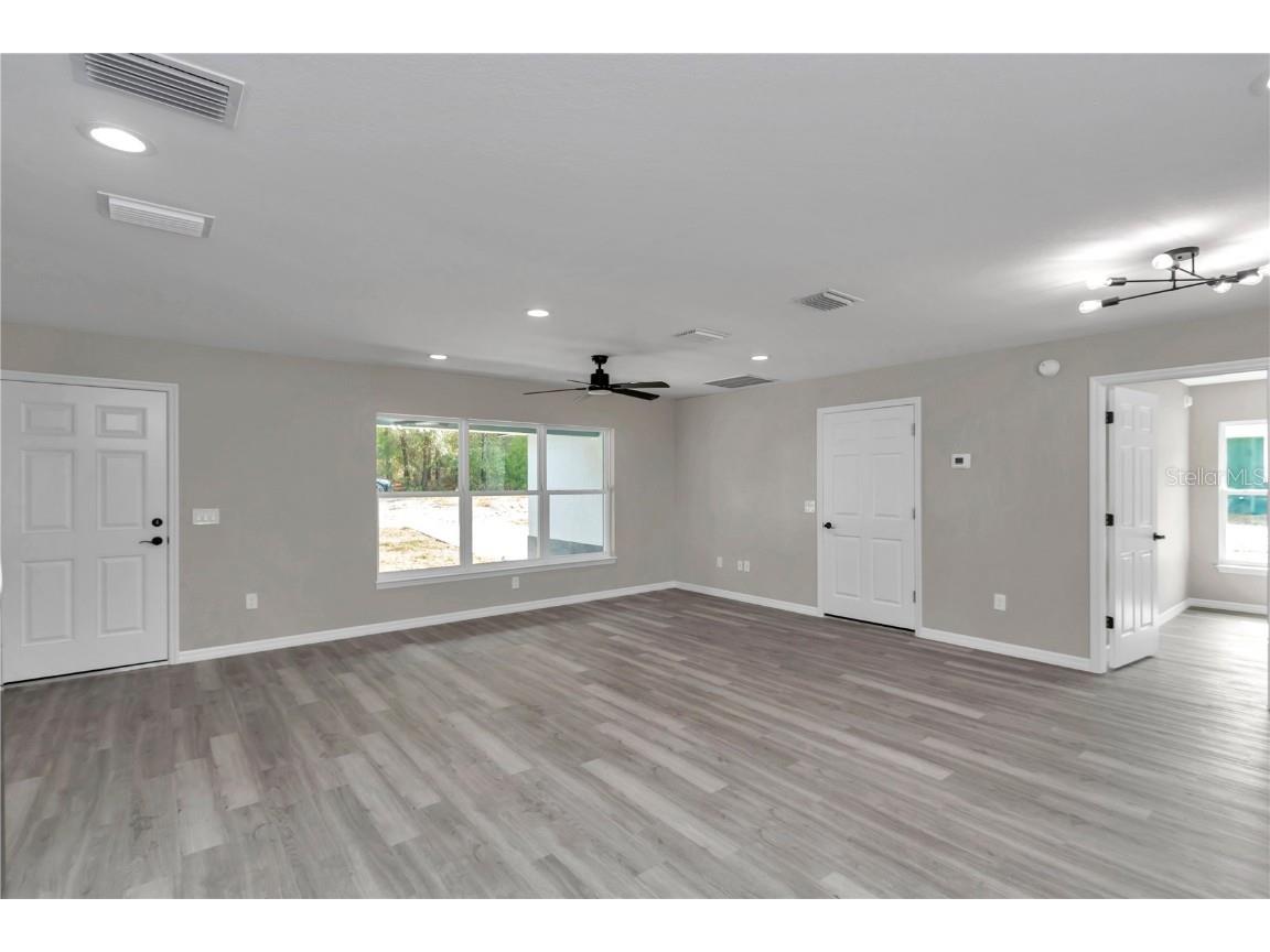 2556 SW 152nd Avenue Ocala FL 34481 OM713760 image6