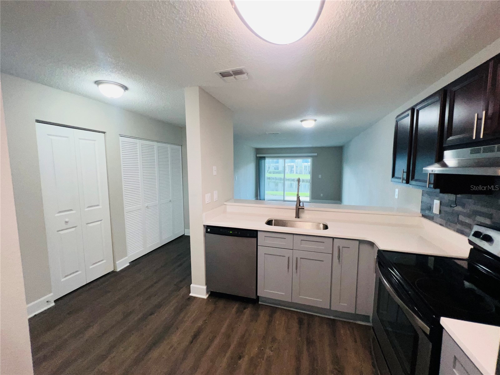2556 Woodgate Boulevard #103 Orlando FL 32822 O6422367 image2