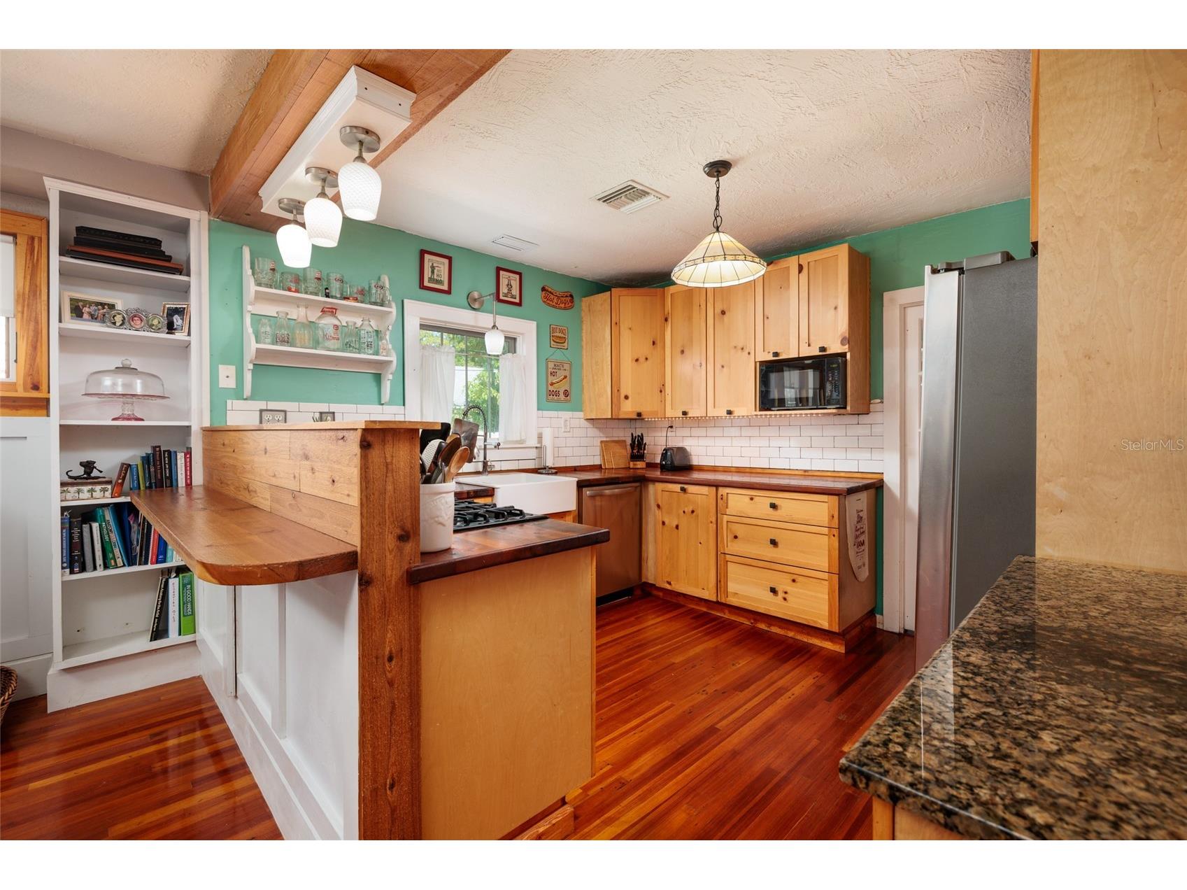 2557 16th Avenue N Saint Petersburg FL 33713 TB8504745 image13