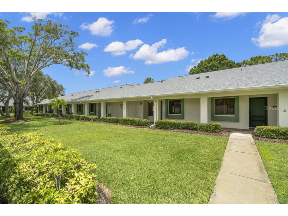 2557 Laurelwood Drive #10D Clearwater FL 33763 TB8397907 image1