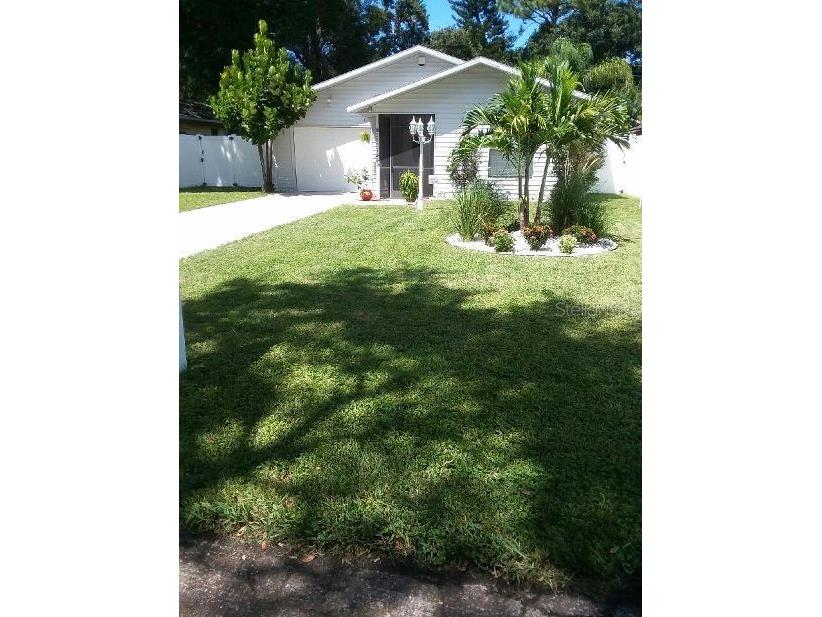 2557 Temple Street Sarasota FL 34239 A4569327 image1