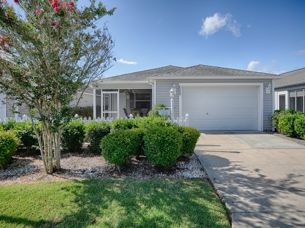 2558 Carrington Court The Villages FL 32162 G5067929 image1