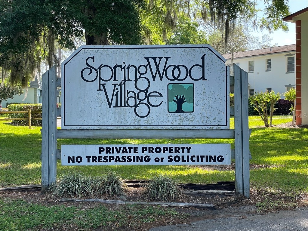 2558 SE 15th Avenue #F Ocala FL 34471 OM675894 image1