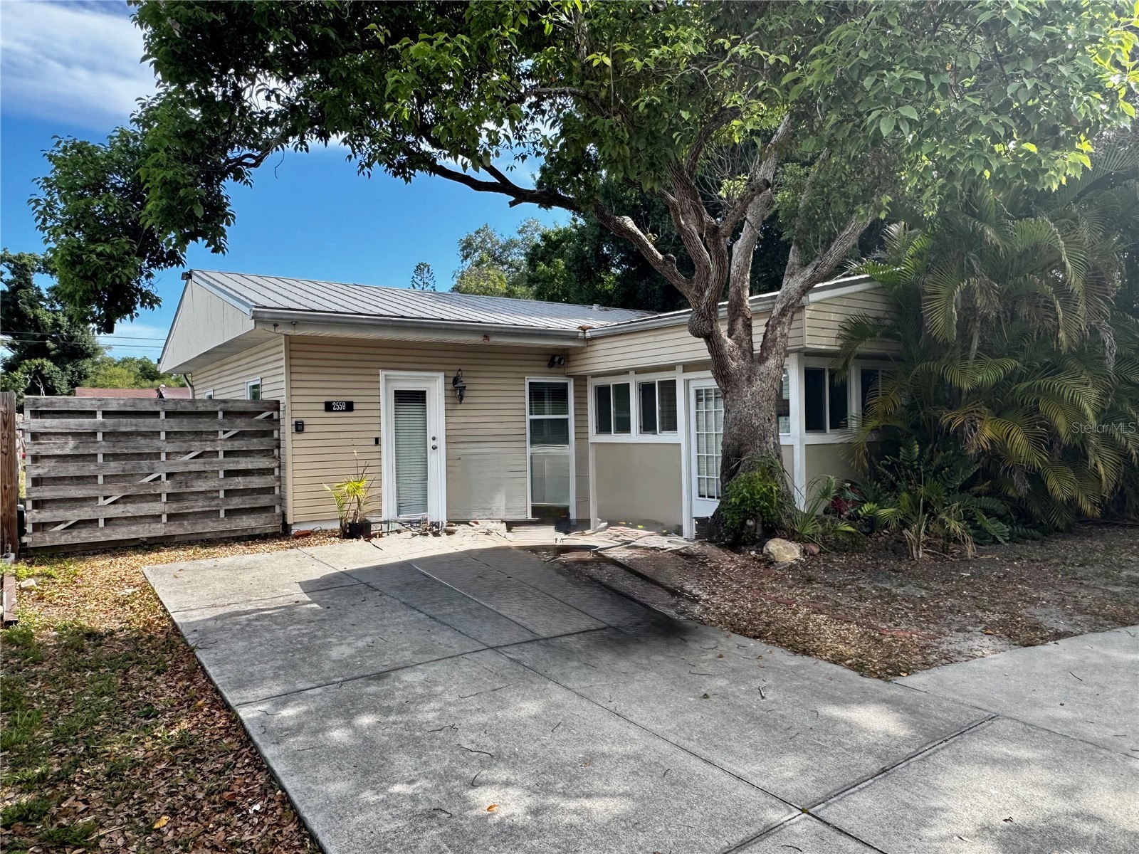 2559 Arlington Street Sarasota FL 34239 A4690955 image1