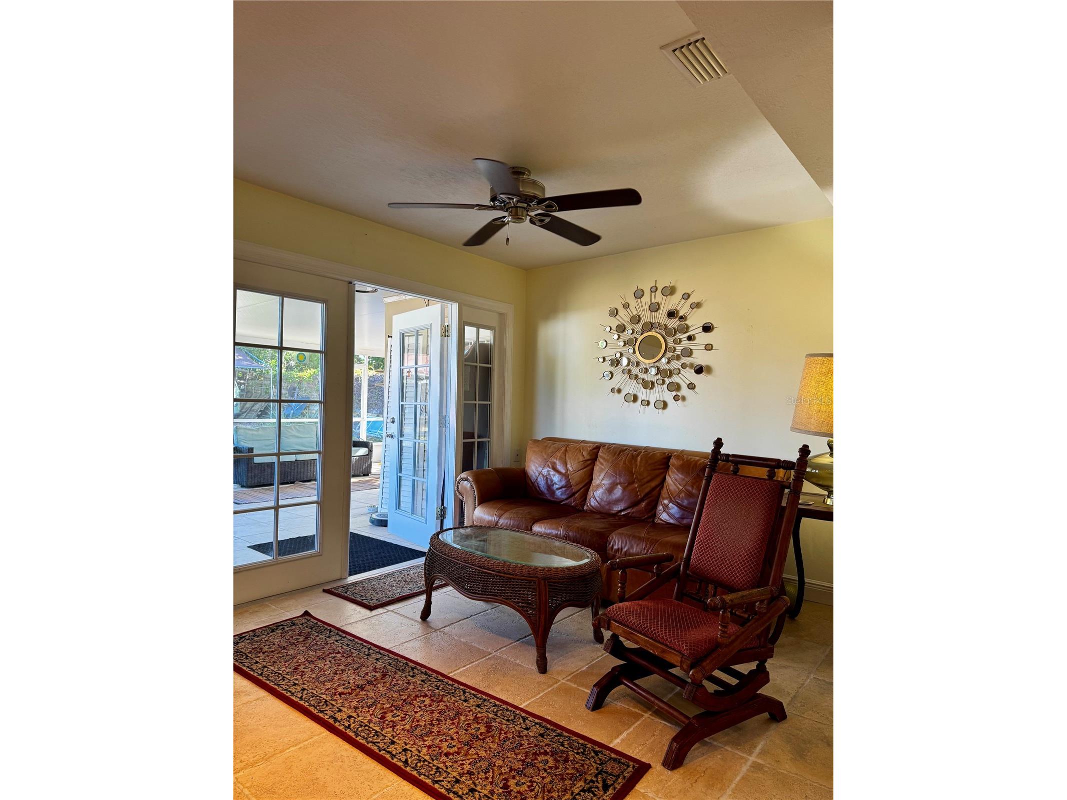 2559 Arlington Street Sarasota FL 34239 A4690955 image4