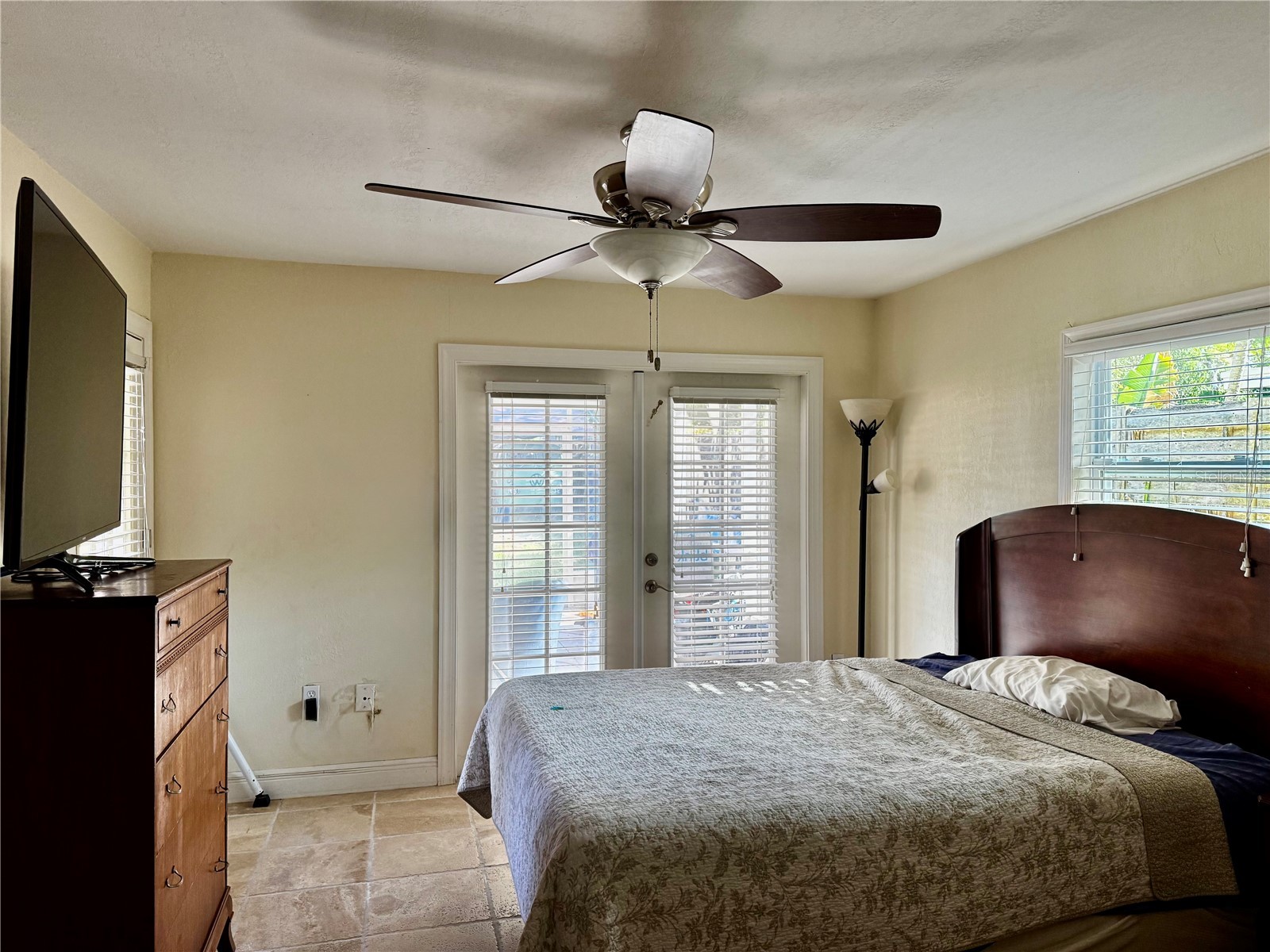 2559 Arlington Street Sarasota FL 34239 A4690955 image6