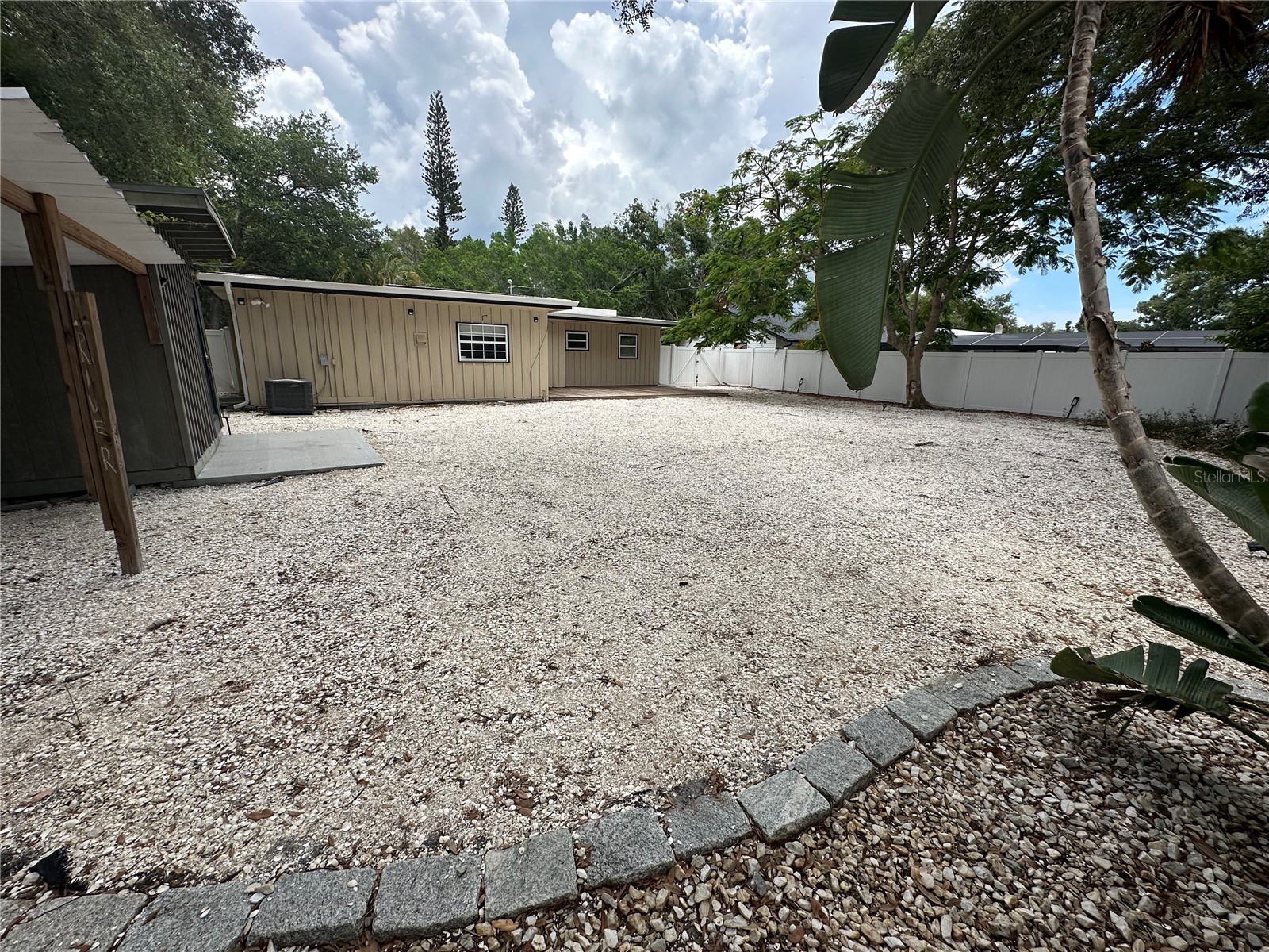 2559 E Paulstan Court Sarasota FL 34237 A4696590 image4