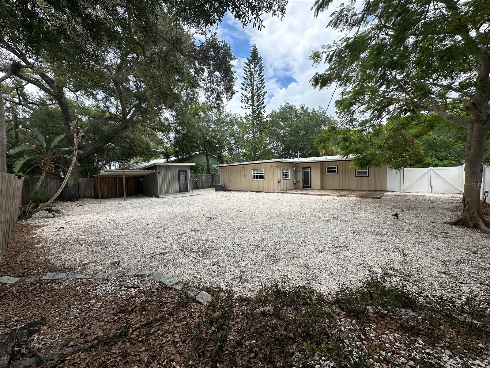 2559 E Paulstan Court Sarasota FL 34237 A4696590 image7
