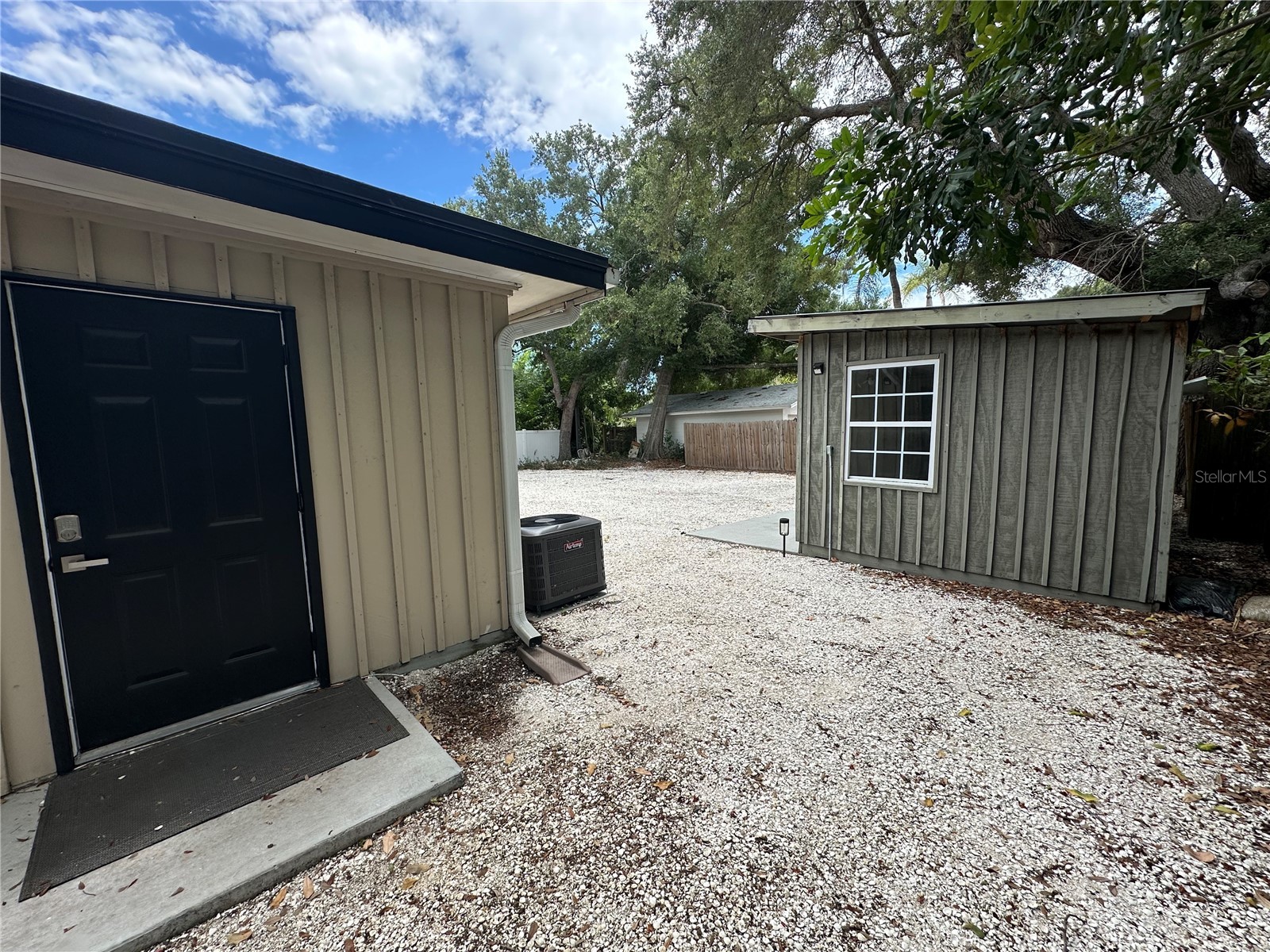 2559 E Paulstan Court Sarasota FL 34237 A4696590 image8
