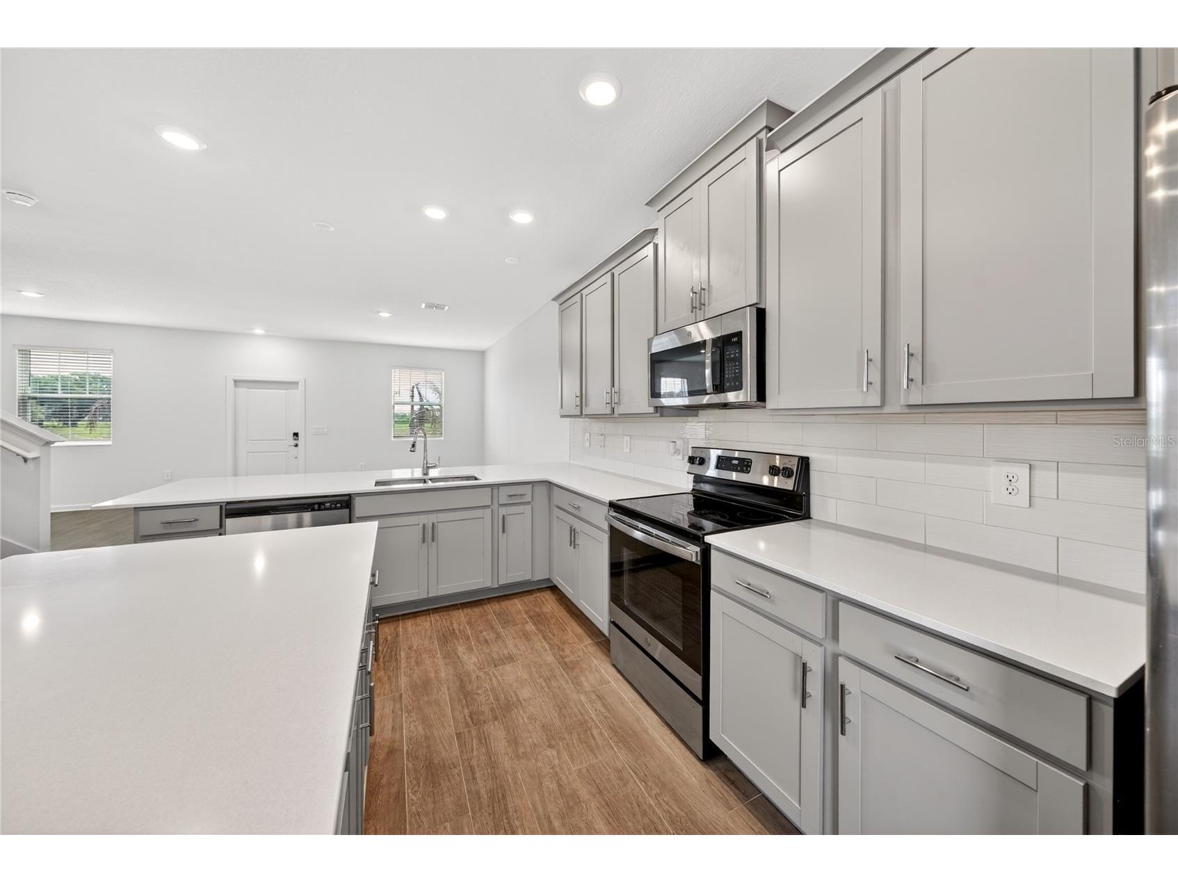 2559 Relaxing Lane Kissimmee FL 34744 O6416641 image17