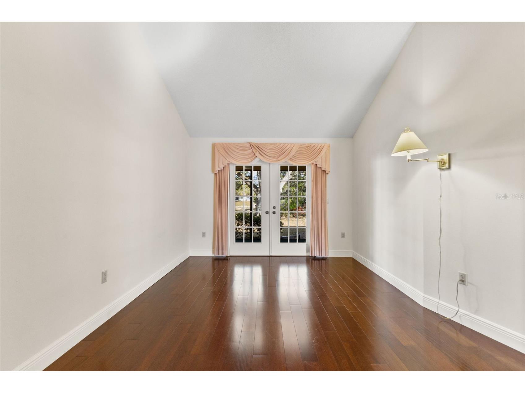 2559 Wood Oak Drive Sarasota FL 34232 A4656548 image13