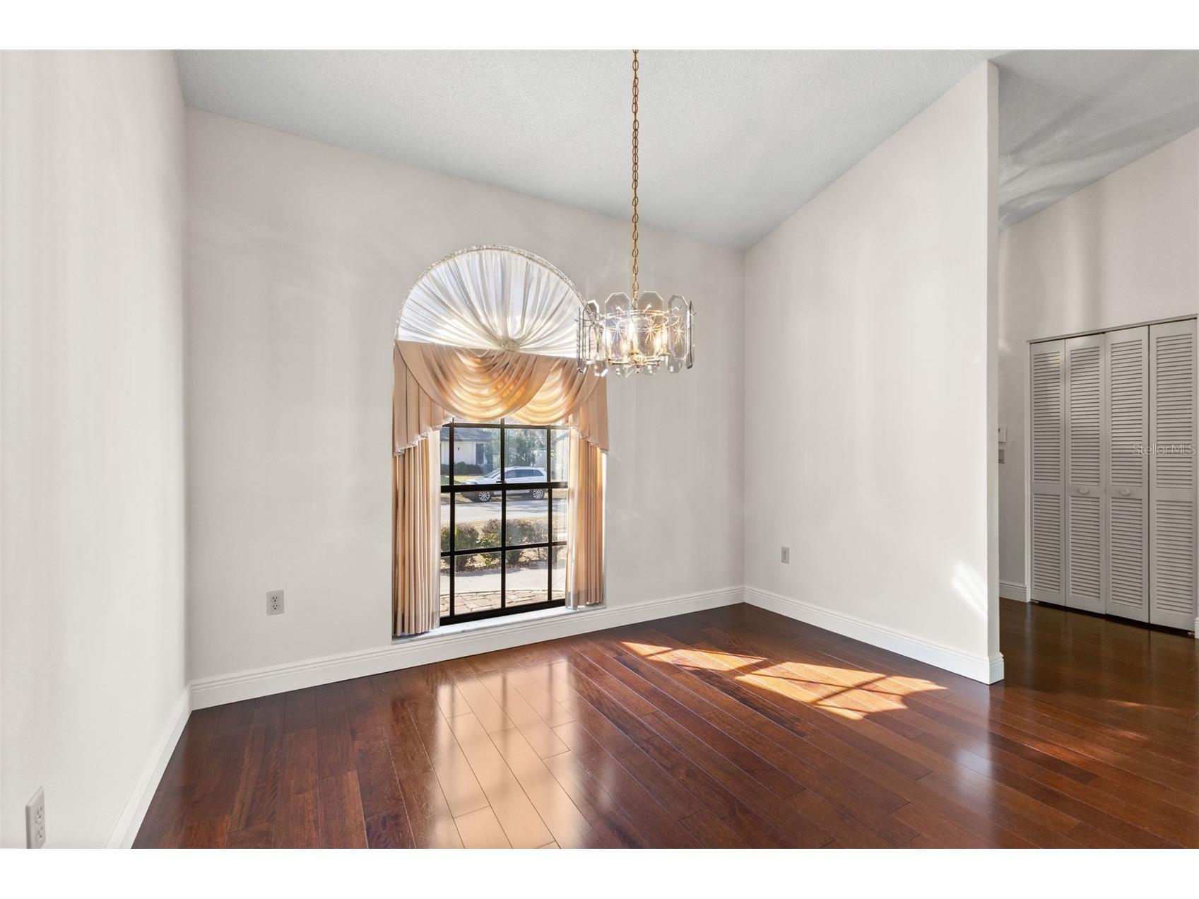 2559 Wood Oak Drive Sarasota FL 34232 A4656548 image15