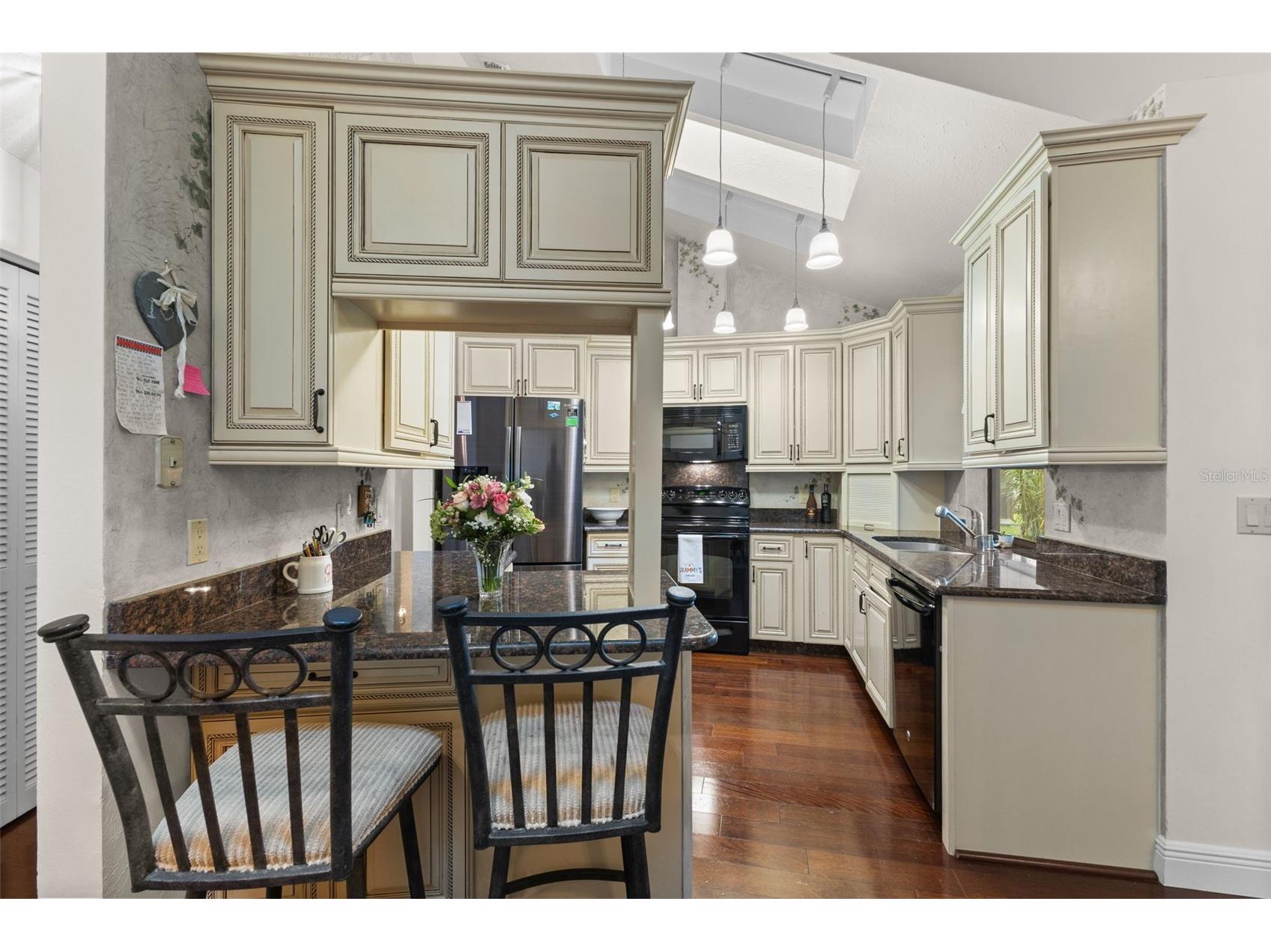 2559 Wood Oak Drive Sarasota FL 34232 A4656548 image8