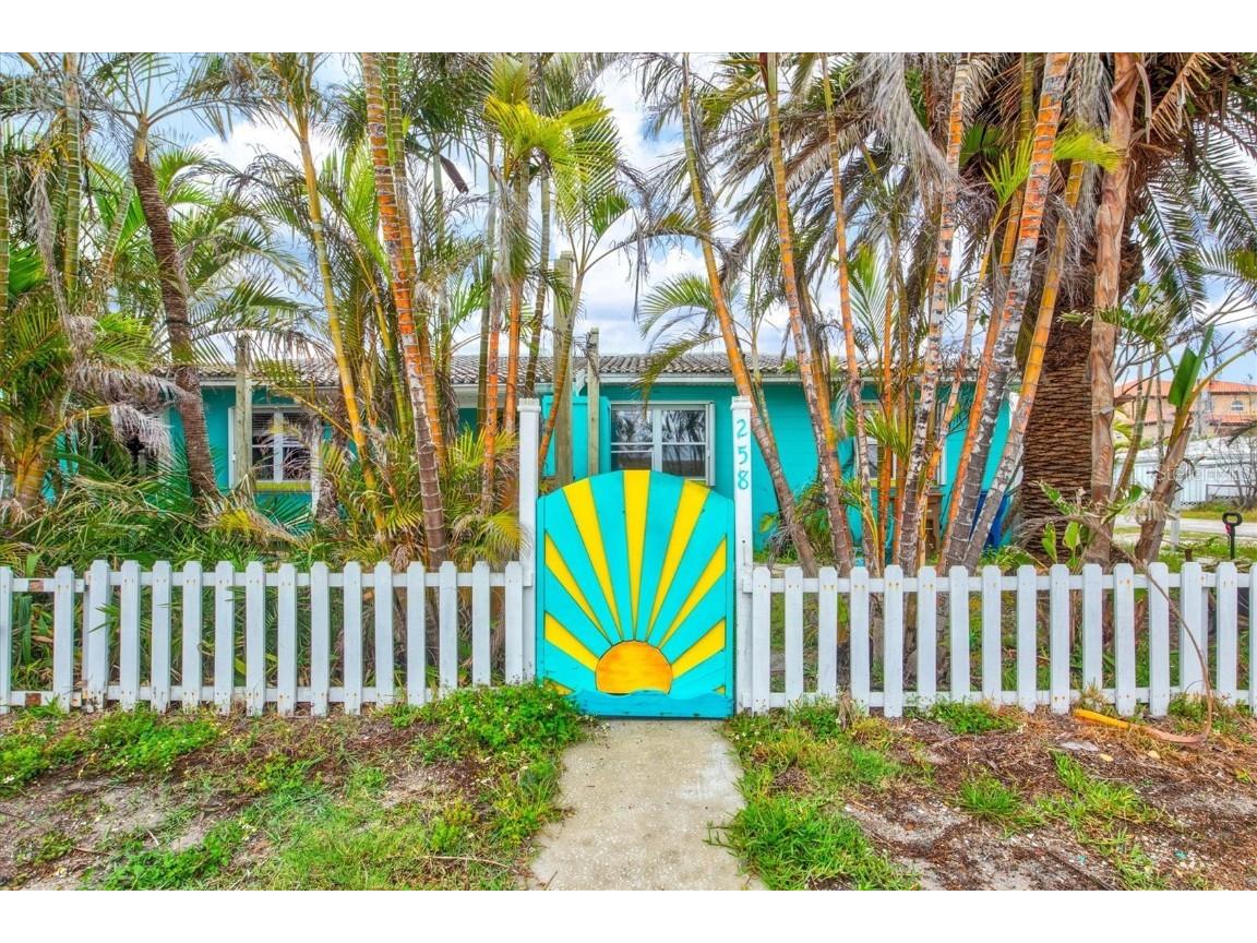 256 144th Avenue Madeira Beach FL 33708 - JOHN'S PASS AND TOM'S STUART A4663116 image1