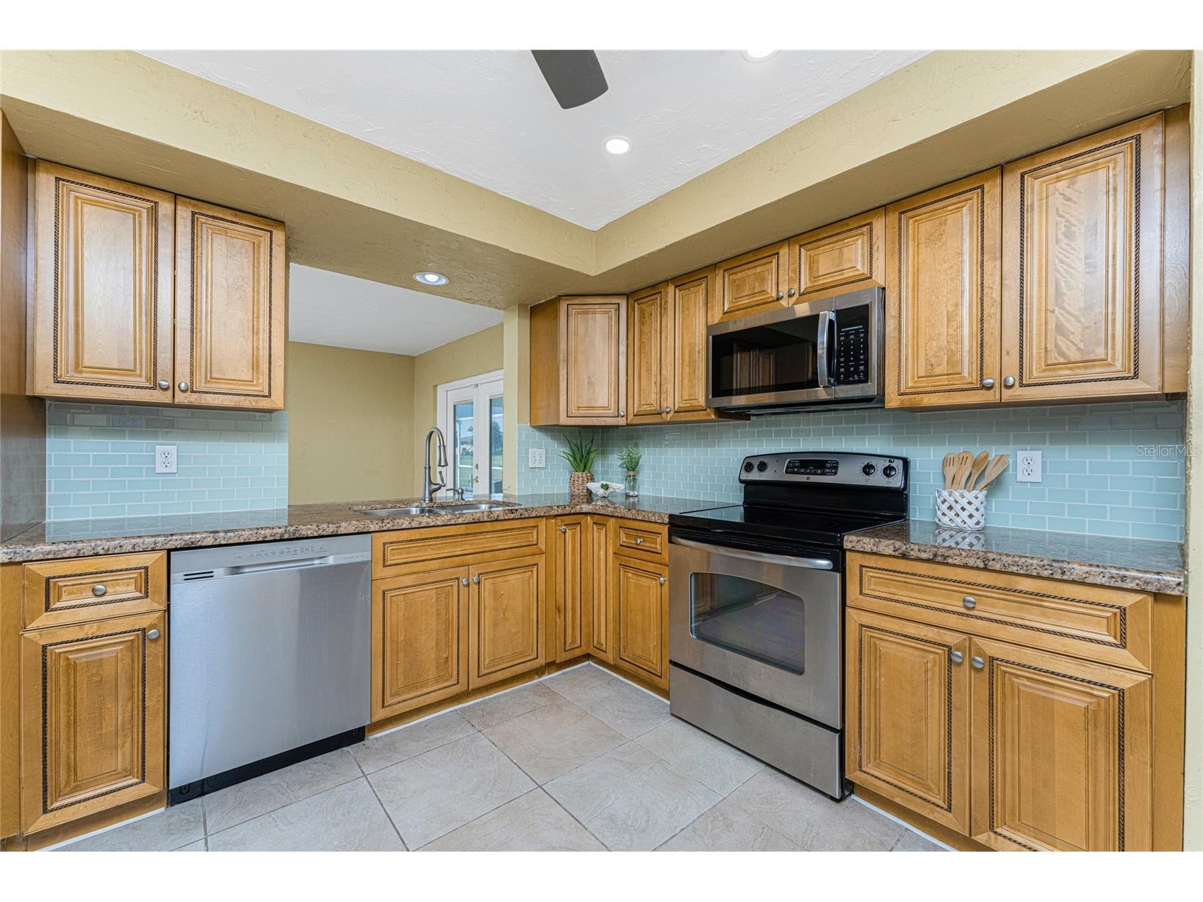 256 Caddy Road Rotonda West FL 33947 D6146423 image18