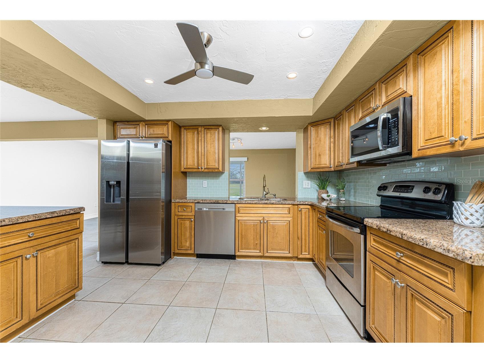 256 Caddy Road Rotonda West FL 33947 D6146423 image4