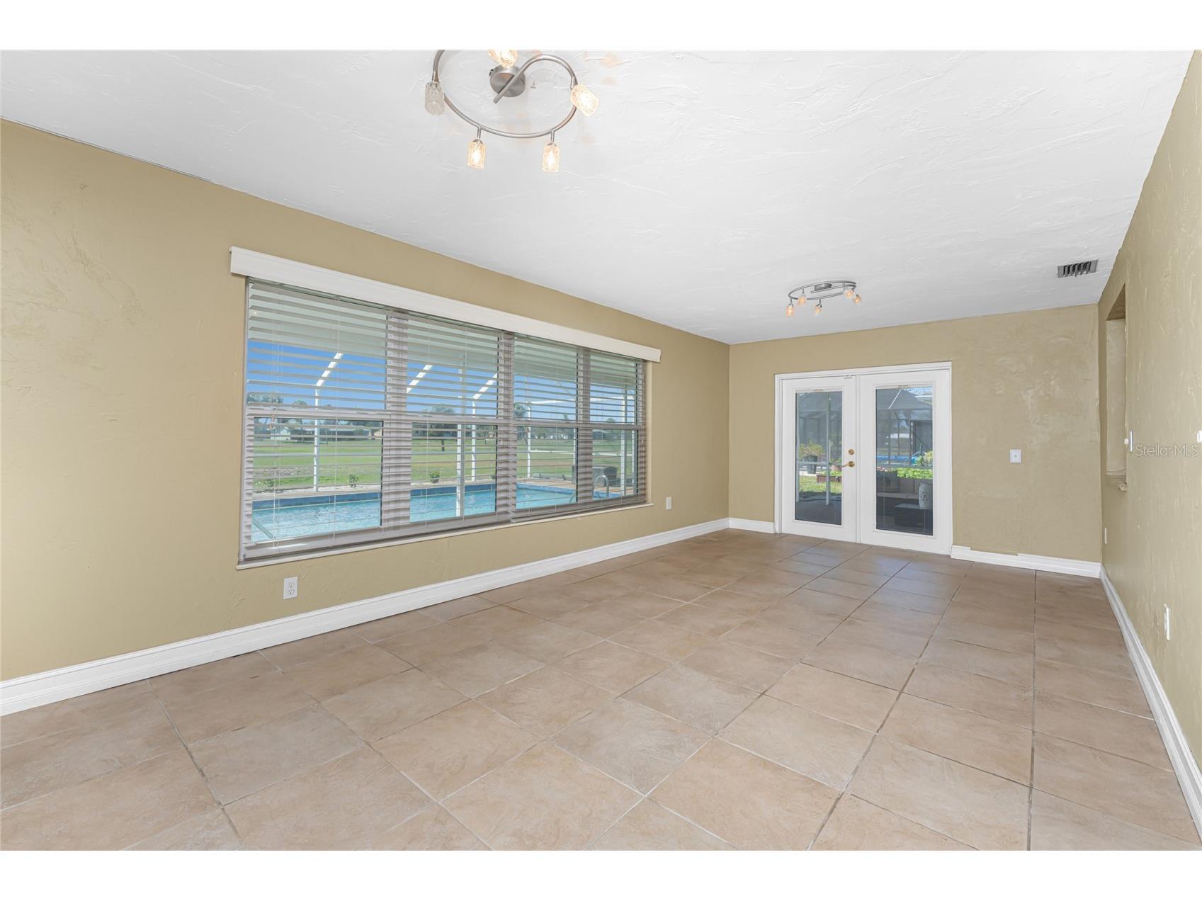 256 Caddy Road Rotonda West FL 33947 D6146423 image6