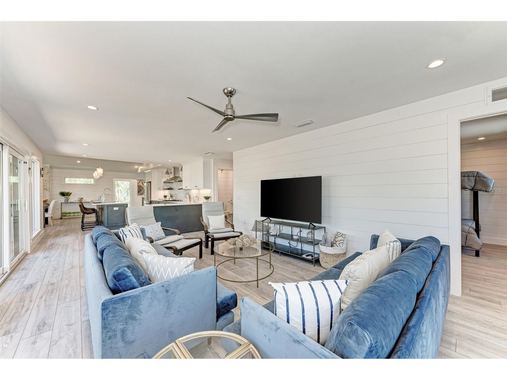 256 Gladiolus Street Anna Maria FL 34216 A4697111 image10